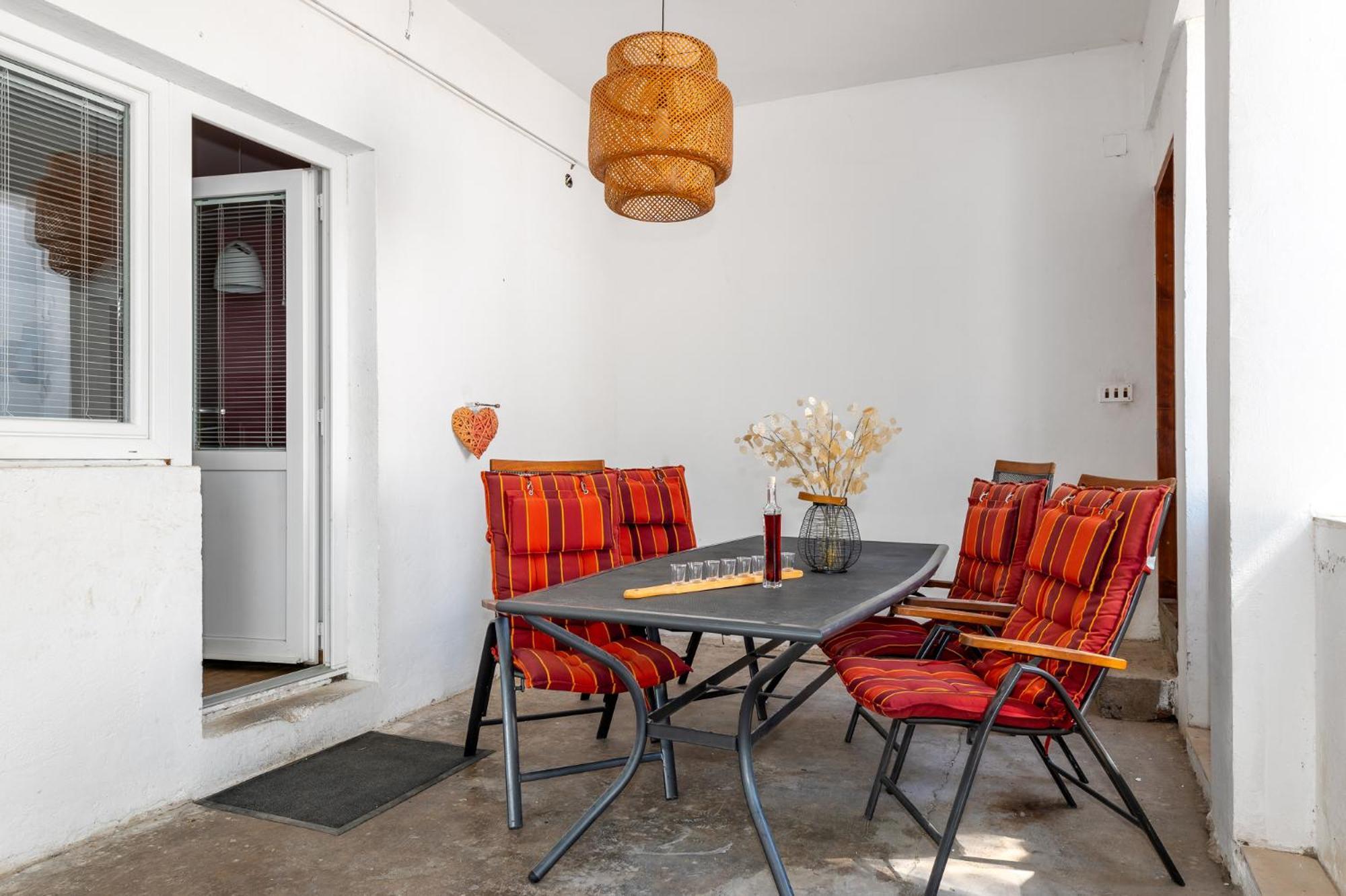 Pool Me Up! Apartment Sibenik Ngoại thất bức ảnh