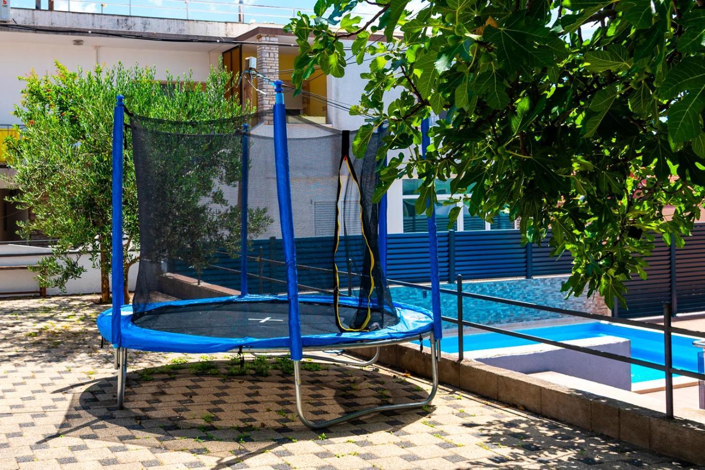 Pool Me Up! Apartment Sibenik Ngoại thất bức ảnh